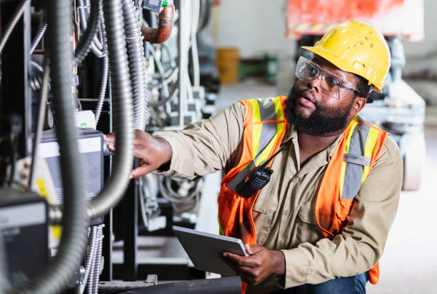 Best Circuit Breaker Repair  in Roseburg, OR